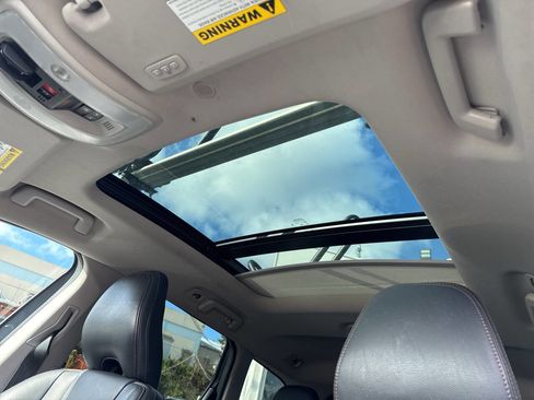 Used 2017 Volvo XC60 T5 Dynamic w/ Preferred Option Package image 34