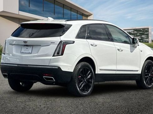 Certified 2023 Cadillac XT5 Sportv w/ Technology Package image 4