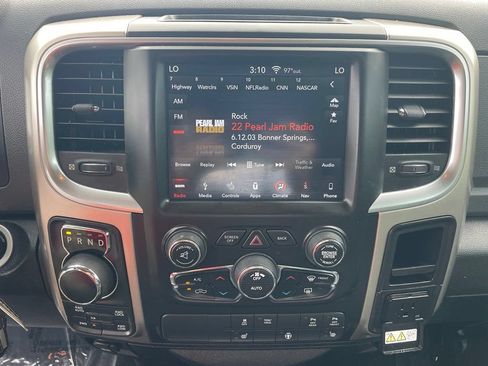 Used 2019 RAM 1500 Big Horn w/ Rambox Value Package AWD/4WD image 23