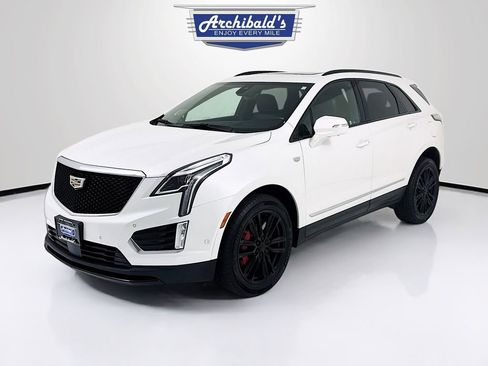 Used 2022 Cadillac XT5 Sportv image 3