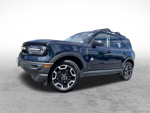 Used 2022 Ford Bronco Sport Outer Banks w/ Tech Package AWD/4WD image 1