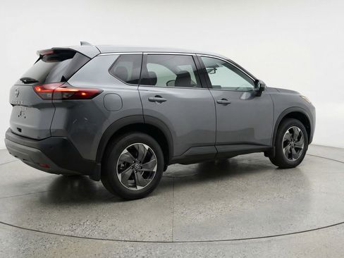 Used 2025 Nissan Rogue SV AWD/4WD image 9
