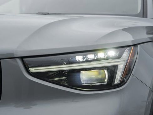 New 2026 Volvo XC40 B5 Ultra w/ Protection Package Premier image 13