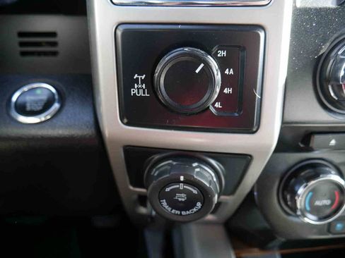 Used 2018 Ford F150 Lariat w/ Equipment Group 501A Mid image 40