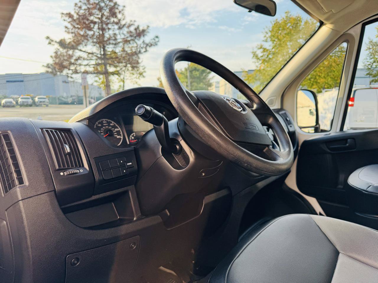 Used 2017 RAM ProMaster 1500 FWD image 13