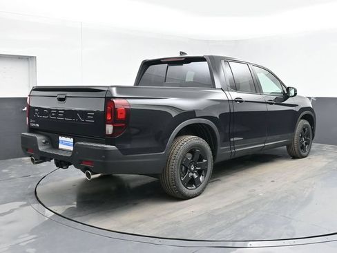 Used 2025 Honda Ridgeline Black Edition image 10