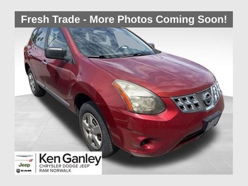 Used 2015 Nissan Rogue S w/ Convenience Package AWD/4WD image 1