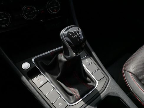 Certified 2023 Volkswagen Jetta GLI Autobahn w/ GLI Black Package FWD image 24