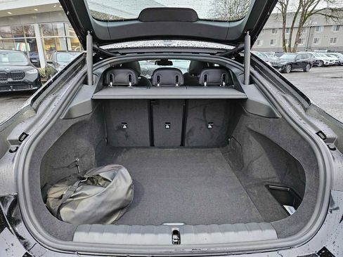 Used 2025 BMW i4 xDrive40i w/ Premium Package image 18