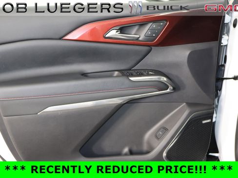 Certified 2024 Chevrolet Traverse RS image 7