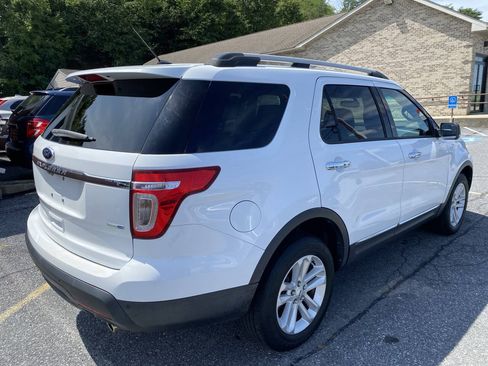 Used 2013 Ford Explorer XLT AWD/4WD image 5