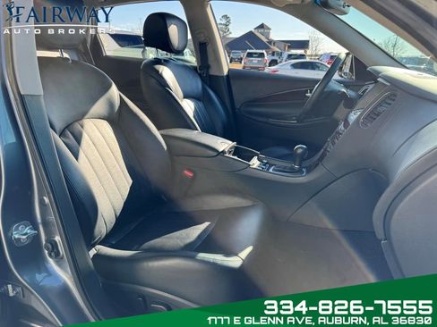 Used 2017 INFINITI QX50 2WD w/ Deluxe Touring Package image 12