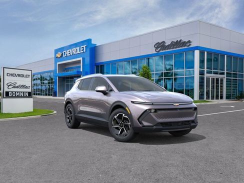 New 2026 Chevrolet Equinox EV LT image 2