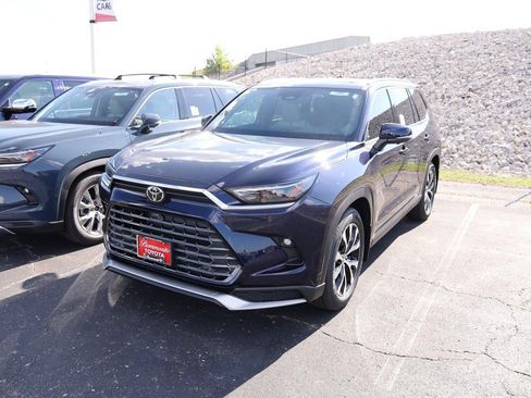 New 2026 Toyota Grand Highlander AWD Hybrid image 4