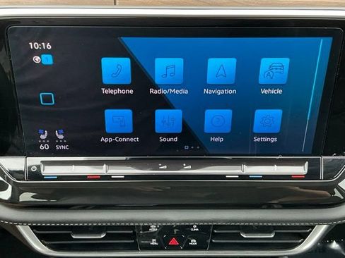 Certified 2025 Volkswagen Atlas SE w/ Black Wheel Package AWD/4WD image 25