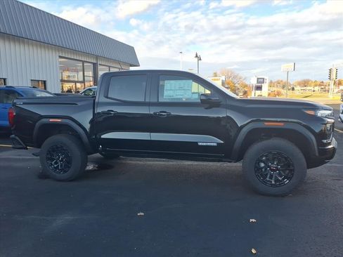 New 2026 GMC Canyon Elevation w/ Convenience Package image 2