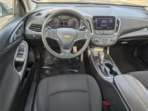 Used 2024 Chevrolet Malibu LT FWD image 29