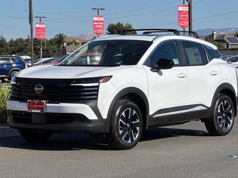 New 2026 Nissan Kicks SV w/ SV Premium Package AWD/4WD image 8