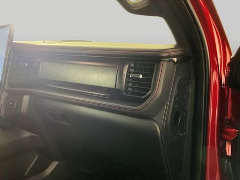 Used 2022 Ford Expedition Limited RWD image 16