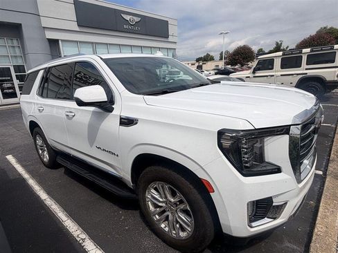 Used 2021 GMC Yukon SLT w/ SLT Premium Package AWD/4WD image 1