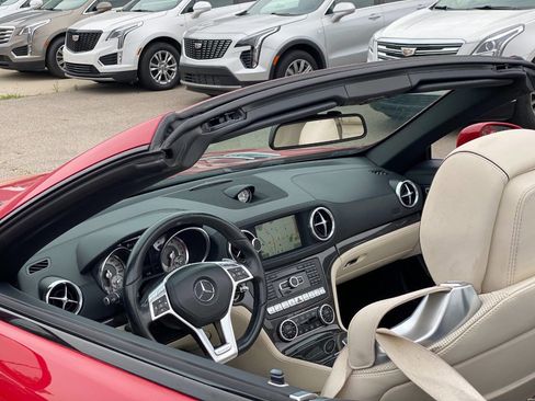 Used 2016 Mercedes-Benz SL 550 image 19