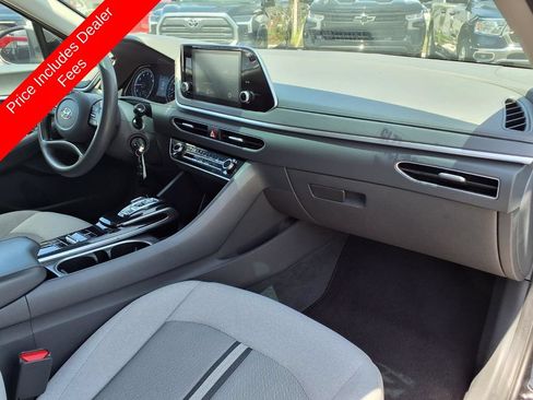 Used 2022 Hyundai Sonata SE w/ Cargo Package FWD image 10