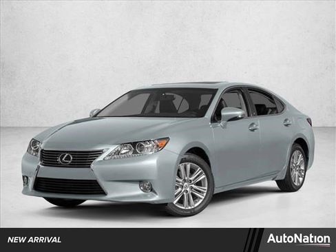Used 2015 Lexus ES 350 w/ Luxury Package image 1