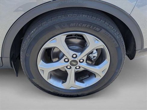 Certified 2025 Ford Escape ST-Line FWD image 23