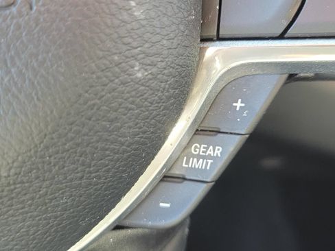 Used 2023 RAM 1500 Laramie AWD/4WD image 23
