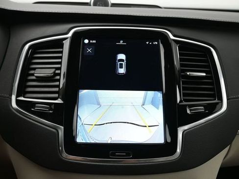 Used 2023 Volvo XC90 B6 Ultimate w/ Protection Package Premier AWD/4WD image 23