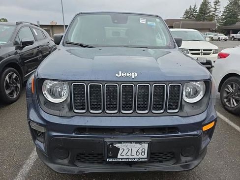Used 2023 Jeep Renegade Latitude image 7
