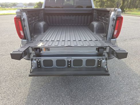 New 2026 GMC Sierra 1500 AT4 w/ AT4 Premium Package AWD/4WD image 24