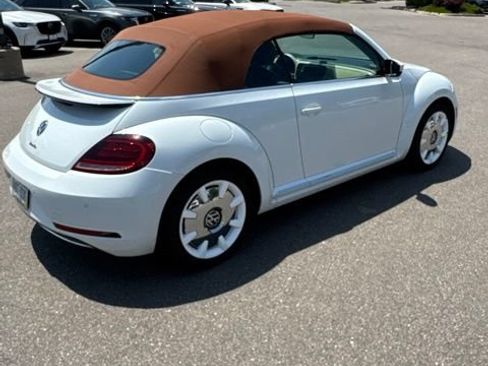 Used 2019 Volkswagen Beetle 2.0T Final Edition SEL FWD image 6