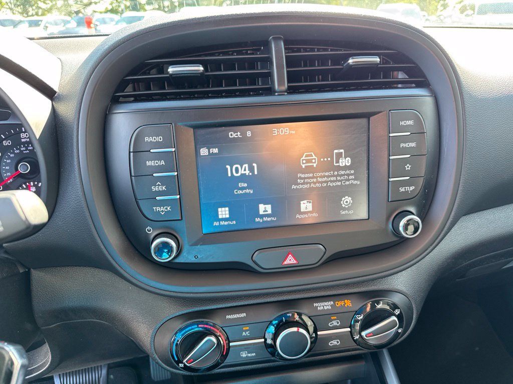 Used 2020 Kia Soul S FWD image 21