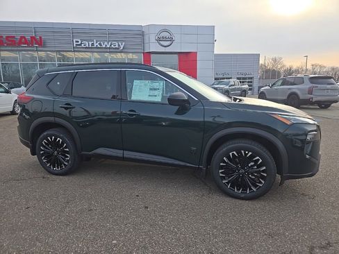 New 2026 Nissan Rogue SV AWD/4WD image 9