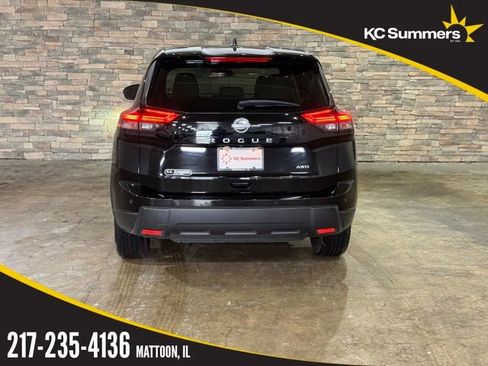 Certified 2025 Nissan Rogue SV image 6