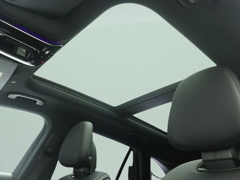 New 2027 Mercedes-Benz GLC 300 image 9