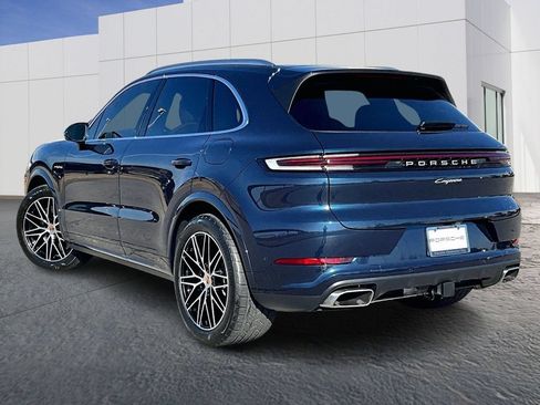Certified 2026 Porsche Cayenne E-Hybrid AWD/4WD image 3