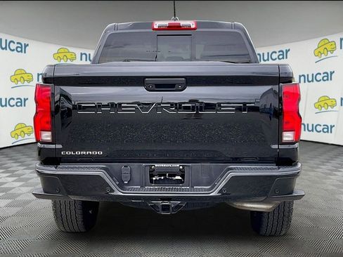 Used 2023 Chevrolet Colorado Z71 w/ Z71 Convenience Package 2 AWD/4WD image 5