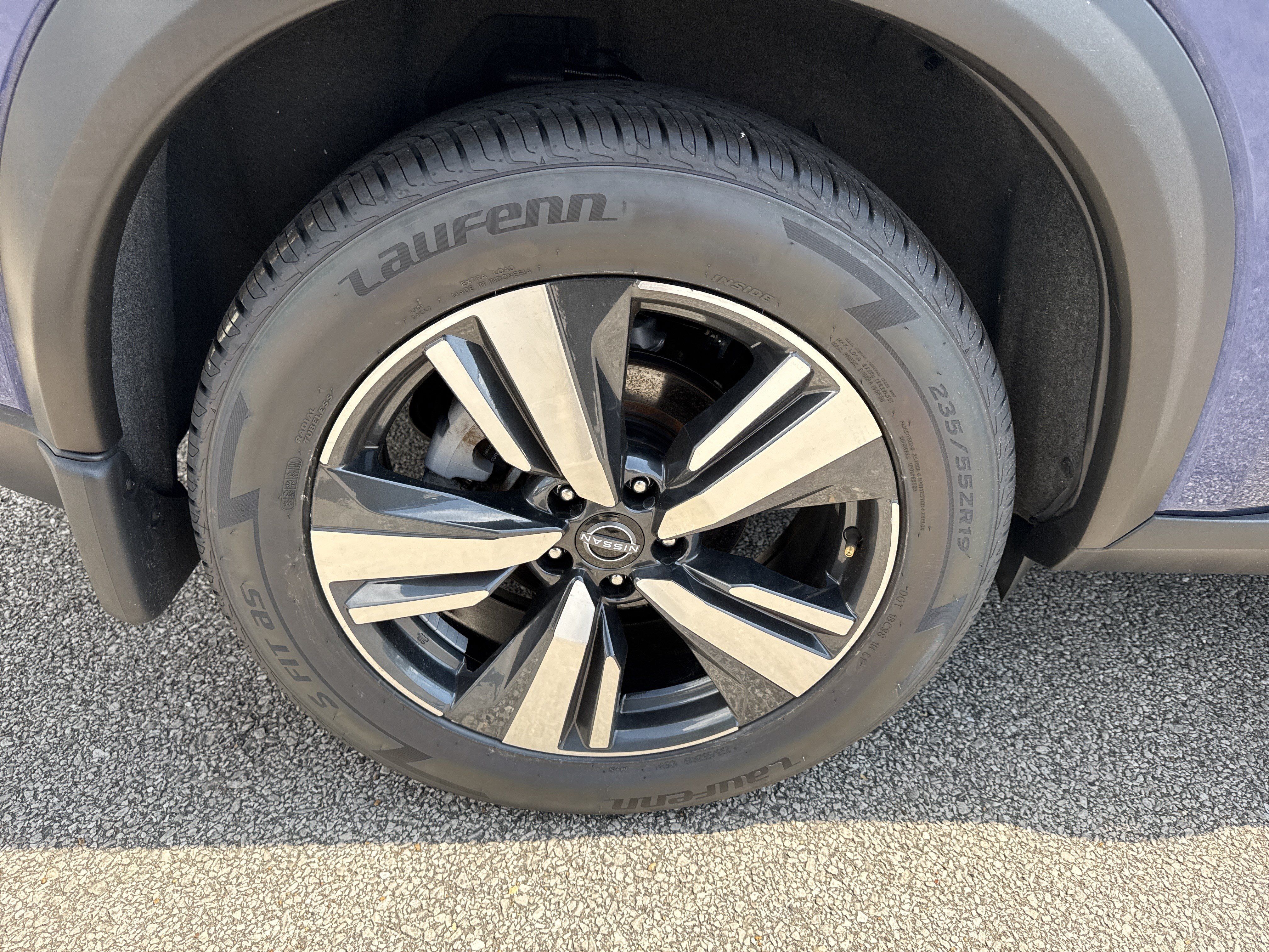 Used 2023 Nissan Rogue Platinum FWD image 17