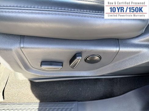 Used 2024 Ford Expedition XLT image 17