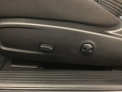 Used 2023 Dodge Challenger R/T w/ Blacktop Package image 24