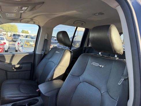 Used 2015 Nissan Xterra PRO-4X w/ Pro-4x Leather Package image 26