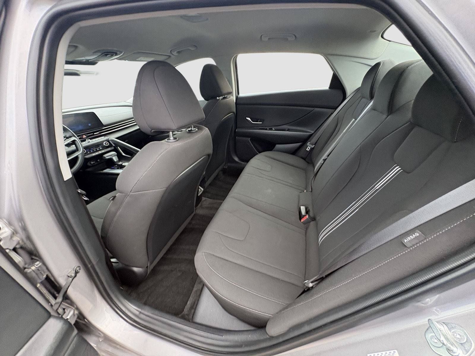 Used 2024 Hyundai Elantra SEL FWD image 20