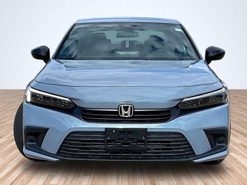 Used 2023 Honda Civic Sport image 3