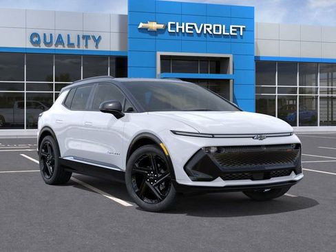 New 2026 Chevrolet Equinox EV RS image 7