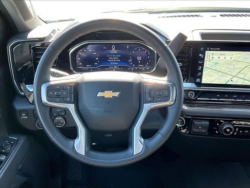Certified 2025 Chevrolet Silverado 1500 LT image 14