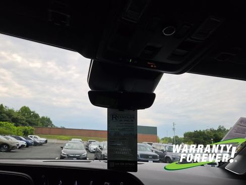 Used 2024 Cadillac Escalade Sport Platinum AWD/4WD image 12