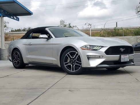 Used 2018 Ford Mustang Premium image 28