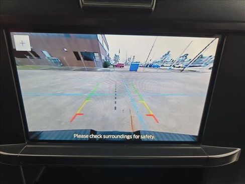 Used 2025 Ford F250 XLT image 11